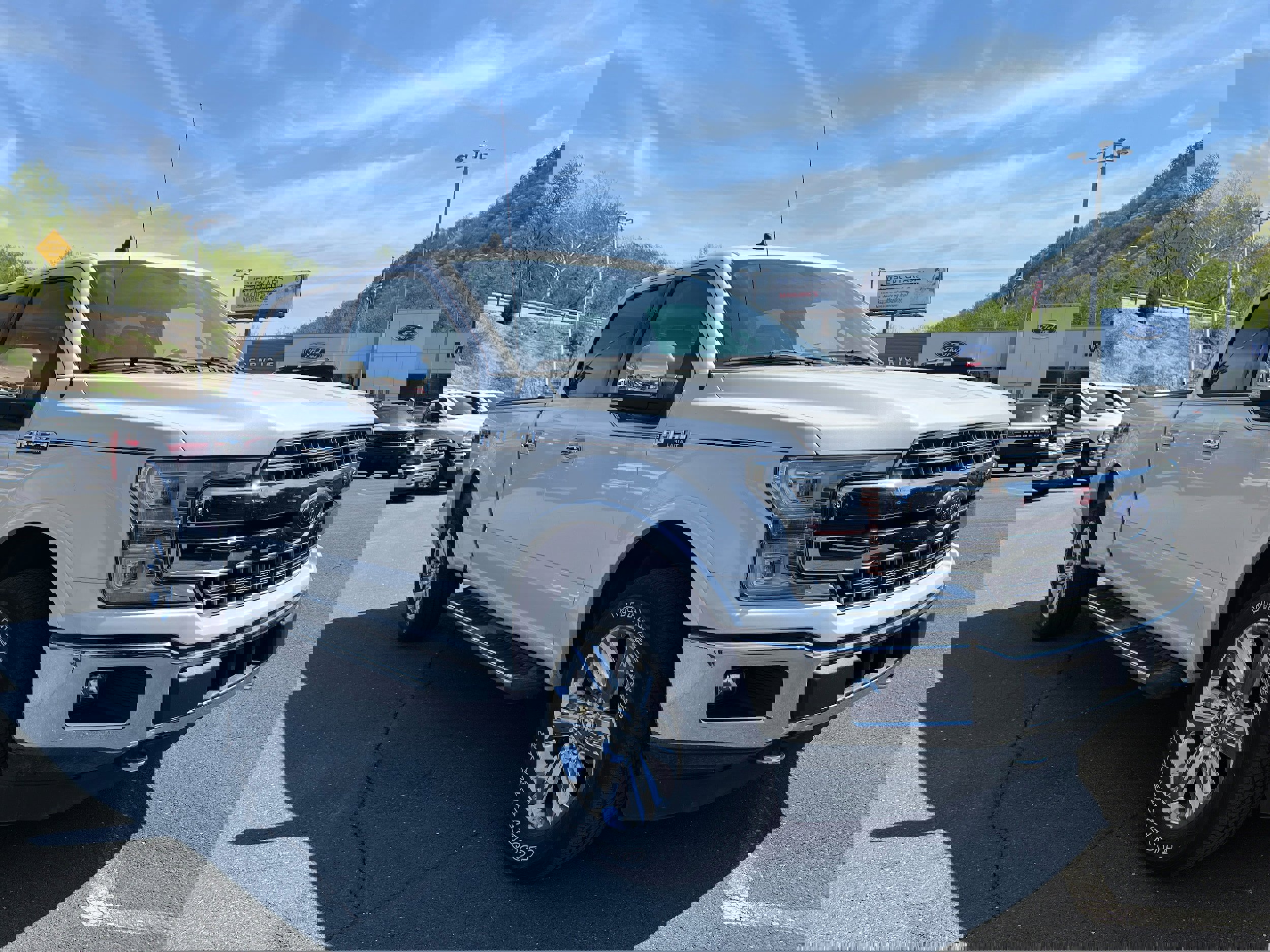 Certified 2019 Ford F150 Lariat w/ Equipment Group 502A Luxury image 4