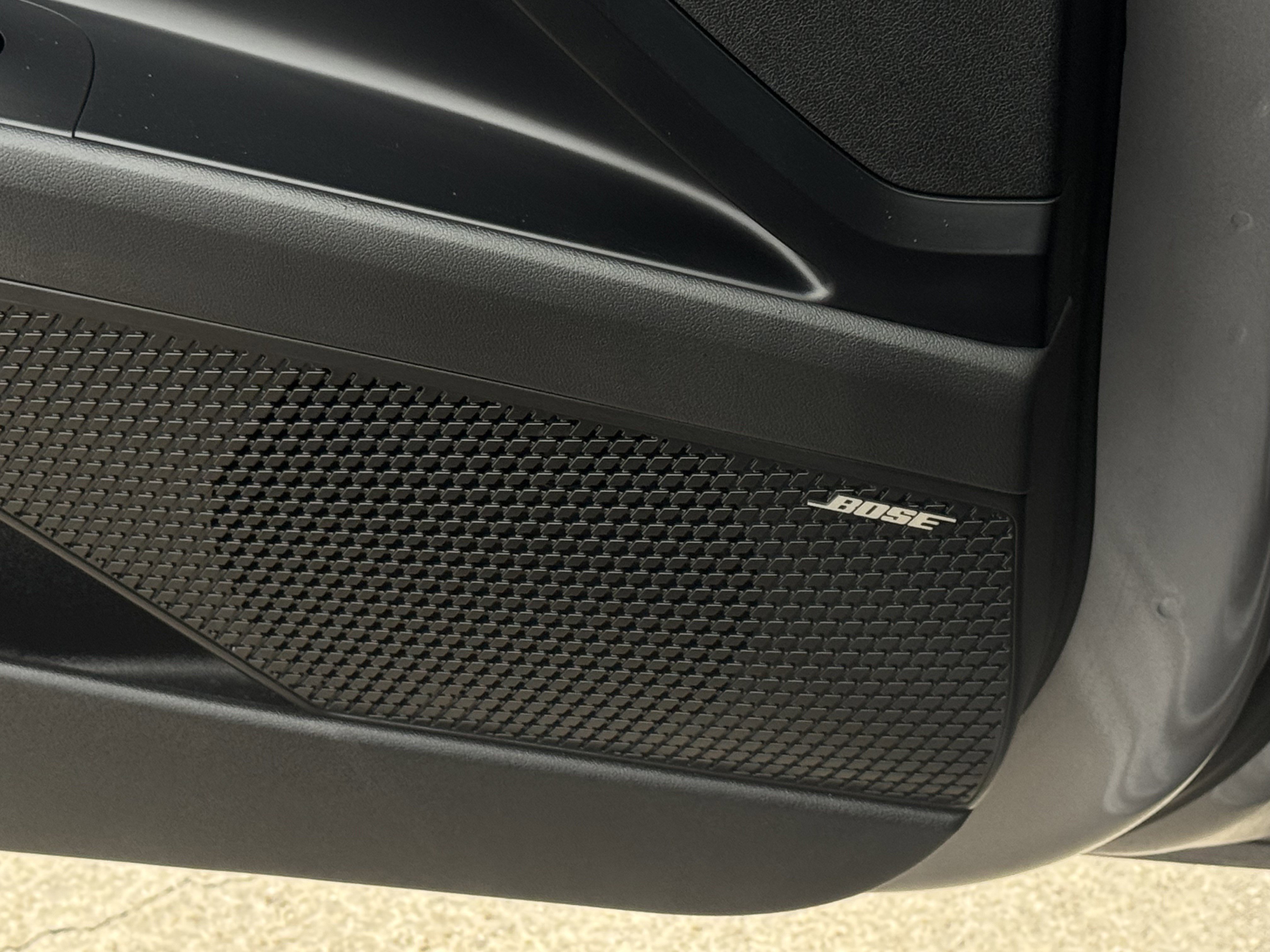 Used 2025 Hyundai Elantra Limited image 21