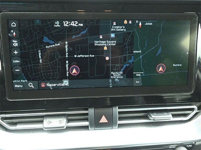 Used 2022 Kia Niro EX image 32