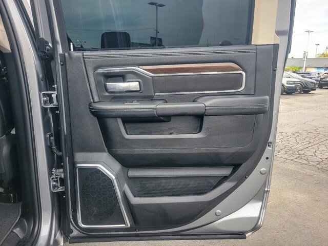Used 2024 RAM 2500 Laramie AWD/4WD image 26