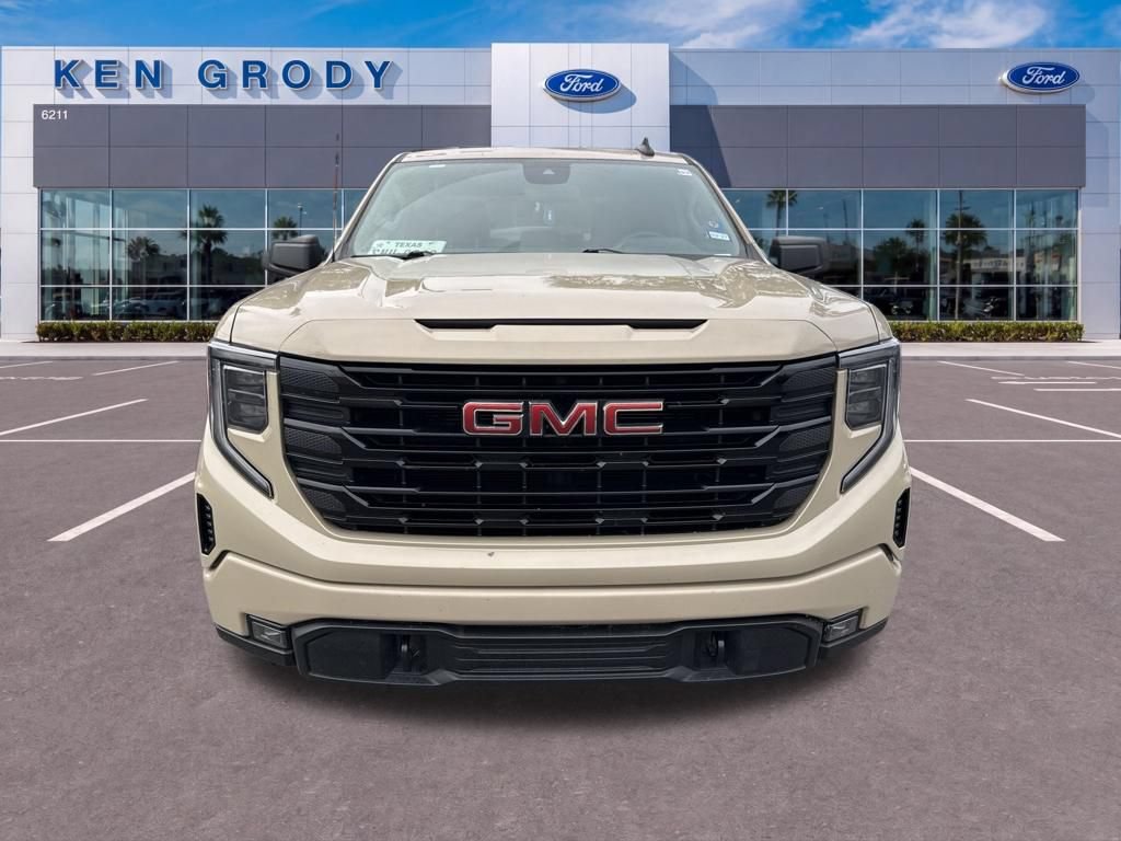 Used 2023 GMC Sierra 1500 Elevation w/ X31 Off-Road Package AWD/4WD image 18