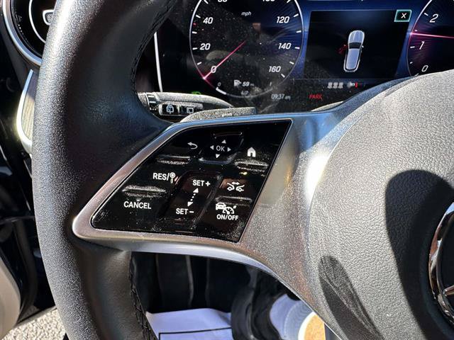 Used 2023 Mercedes-Benz GLC 300 4MATIC image 24