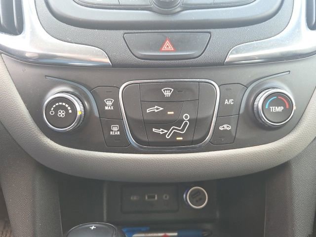 Used 2019 Chevrolet Equinox LS w/ LS Convenience Package image 28