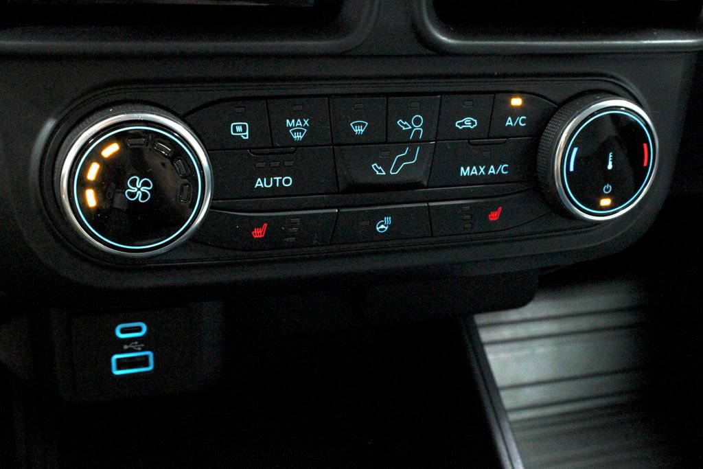 Certified 2022 Ford Maverick XLT w/ Equipment Group 300A Standard AWD/4WD image 30