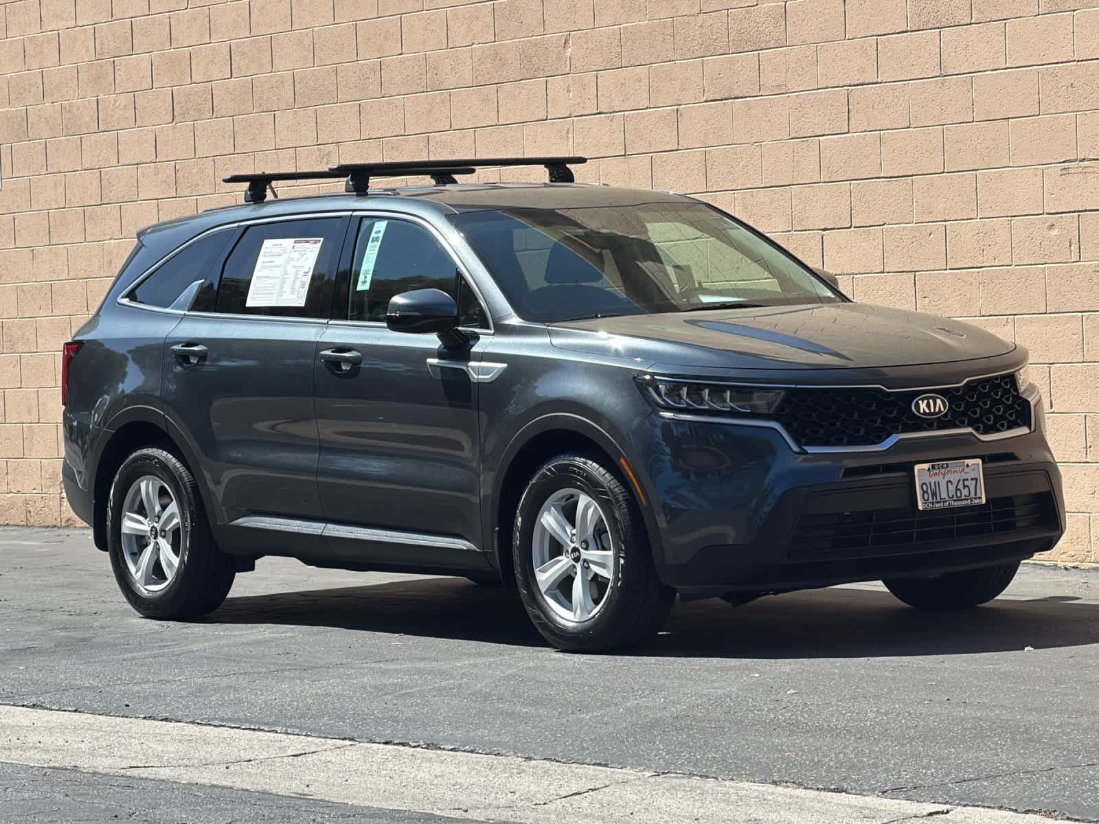 Used 2021 Kia Sorento LX FWD image 9
