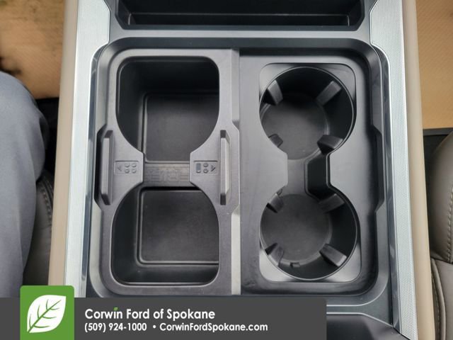 Certified 2025 Ford F450 Platinum w/ Platinum Plus Package image 40