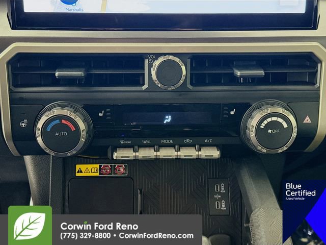 Used 2025 Toyota Tacoma TRD Sport image 19