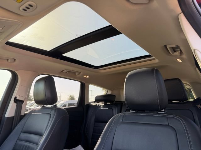Certified 2019 Ford Escape Titanium FWD image 13