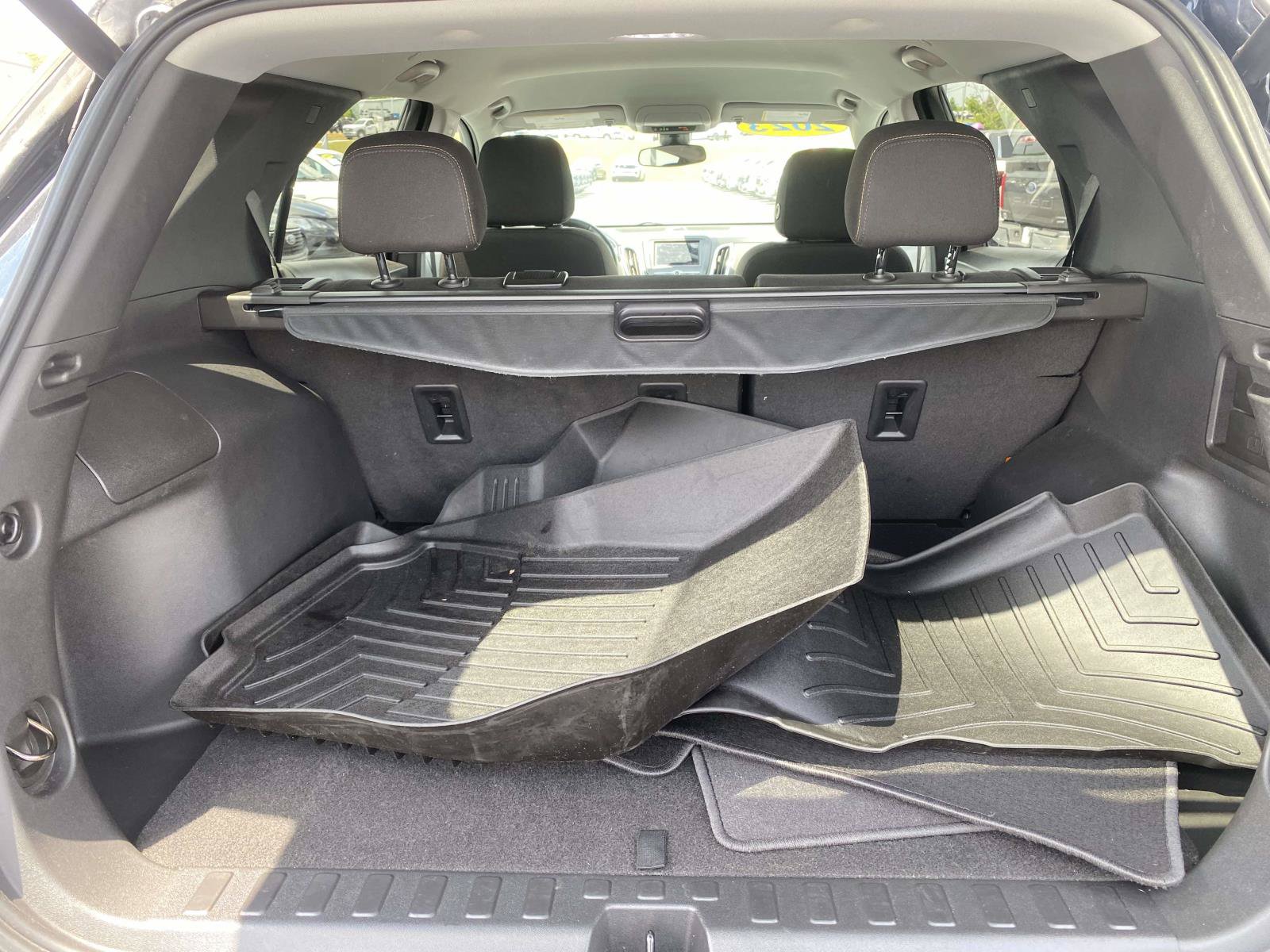 Used 2023 Chevrolet Equinox LT w/ Driver Convenience Package FWD image 10