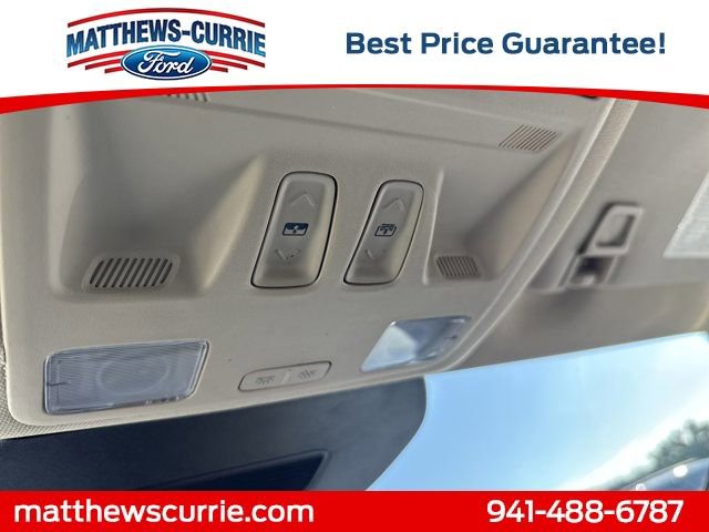 Certified 2020 Ford Escape Titanium w/ Titanium Premium Package 2.0 AWD/4WD image 22
