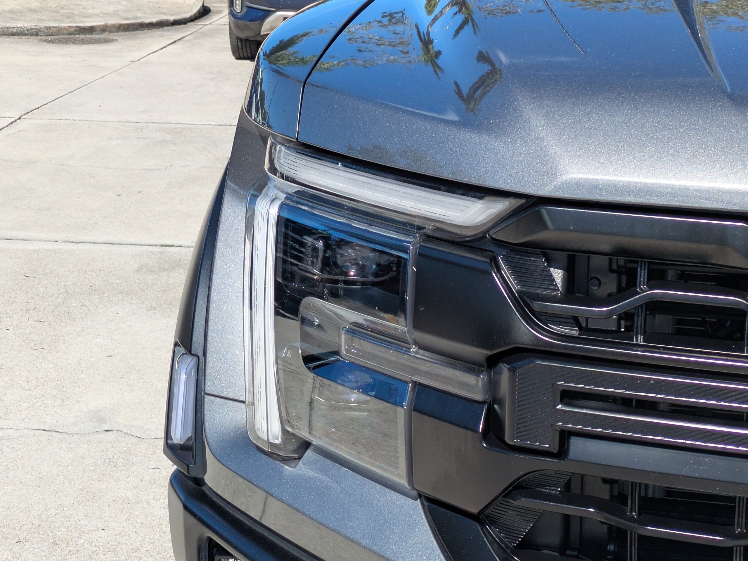 Certified 2025 Ford F150 Raptor w/ Equipment Group 803A Raptor R AWD/4WD image 9