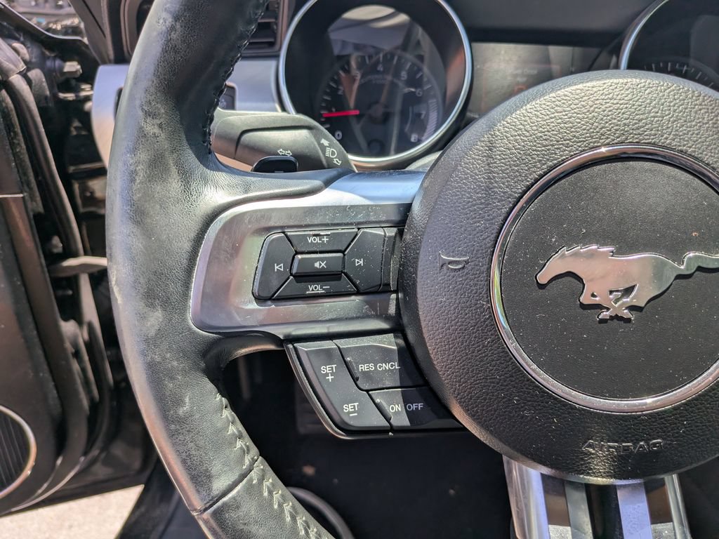 Certified 2020 Ford Mustang Premium RWD image 33