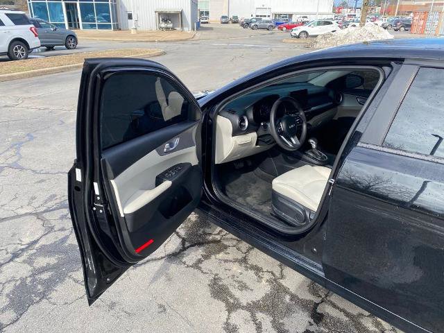 Used 2022 Kia Forte LXS w/ LXS Technology Package image 10