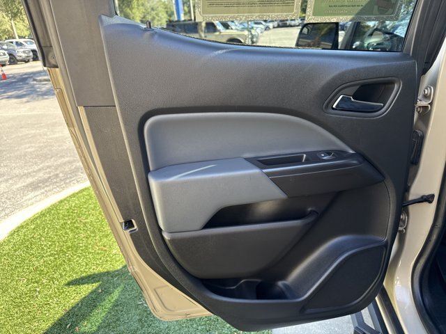 Used 2022 Chevrolet Colorado Z71 RWD image 16
