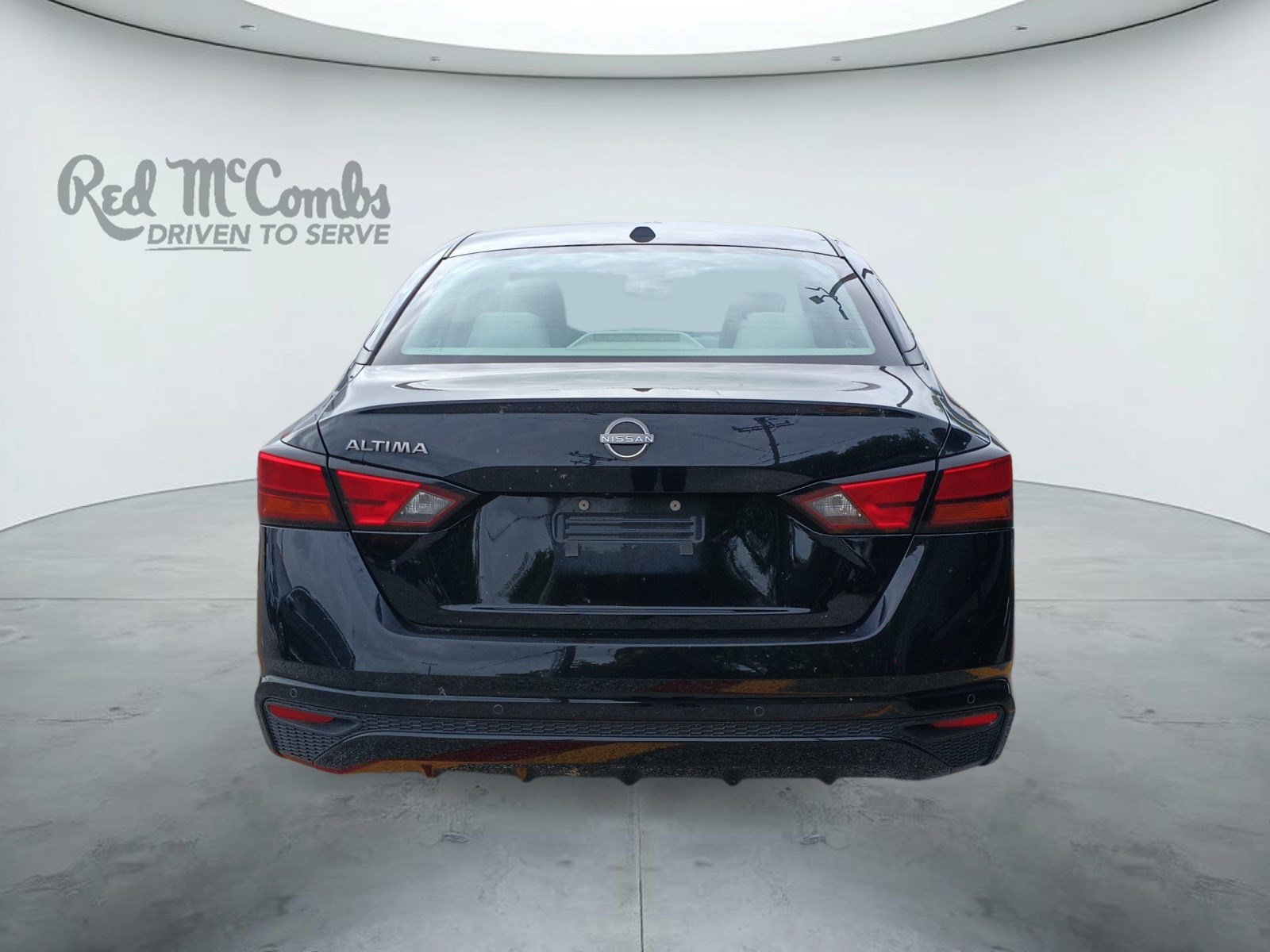 Used 2025 Nissan Altima 2.5 SV FWD image 3