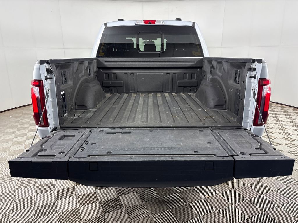 Certified 2025 Ford F150 Platinum w/ Equipment Group 702A High AWD/4WD image 31