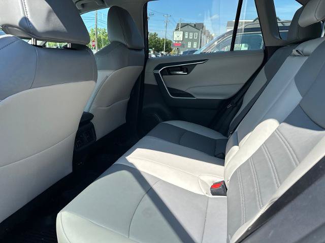 Used 2025 Toyota RAV4 XLE Premium FWD image 7