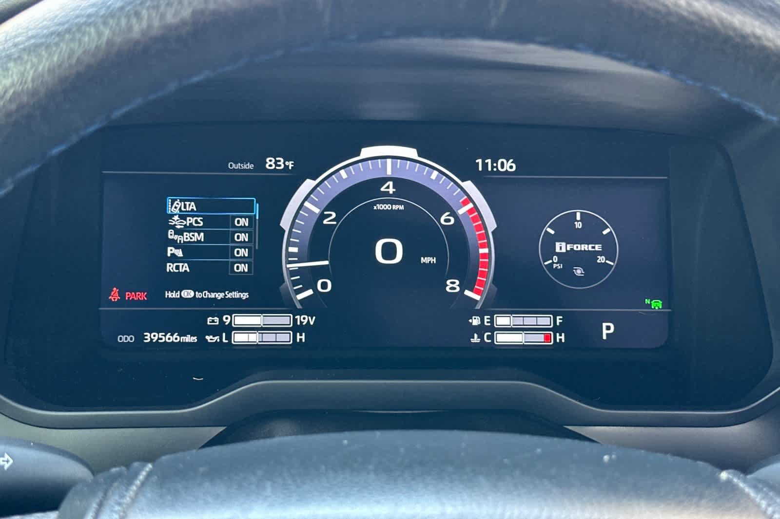 Used 2024 Toyota Tundra Platinum AWD/4WD image 23