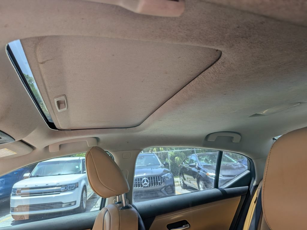 Used 2023 Nissan Sentra SV w/ SV Premium Package FWD image 21
