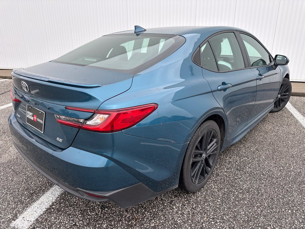 Used 2025 Toyota Camry SE FWD image 7