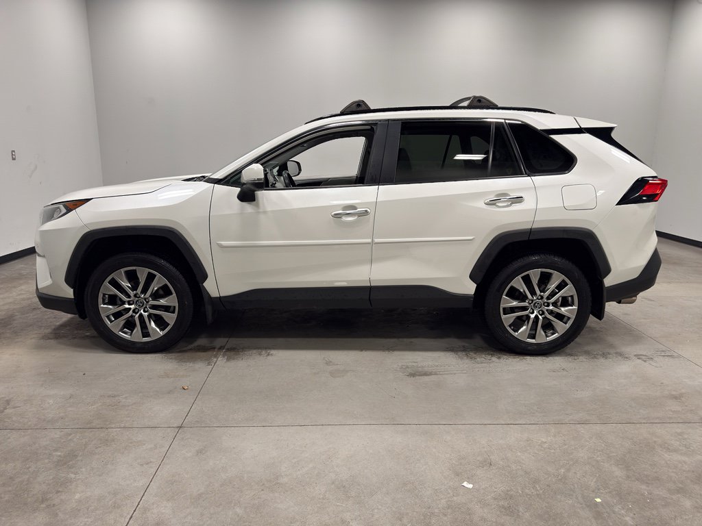 Used 2019 Toyota RAV4 Limited image 5