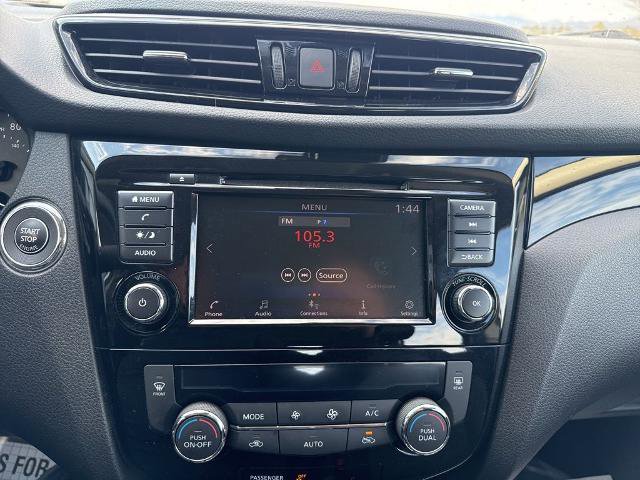 Used 2022 Nissan Rogue Sport SV w/ Technology Package AWD/4WD image 15