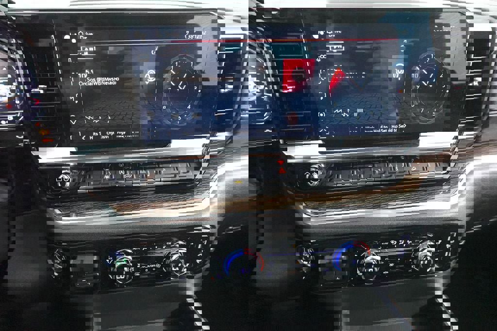 Used 2025 GMC Sierra 1500 Elevation w/ X31 Off-Road Package image 14