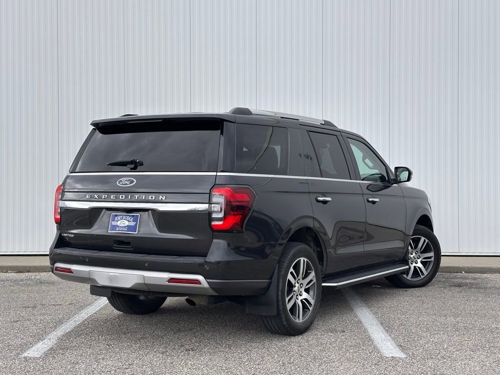 Certified 2023 Ford Expedition Limited image 3