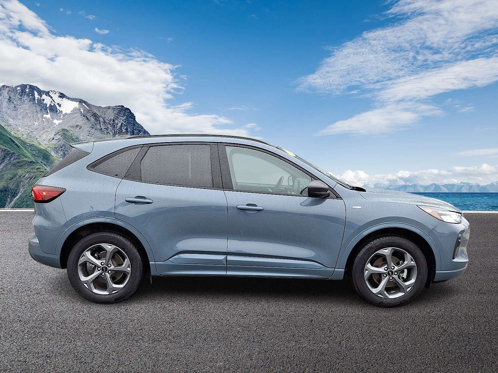 Certified 2023 Ford Escape ST-Line w/ Tech Pack #1 image 5