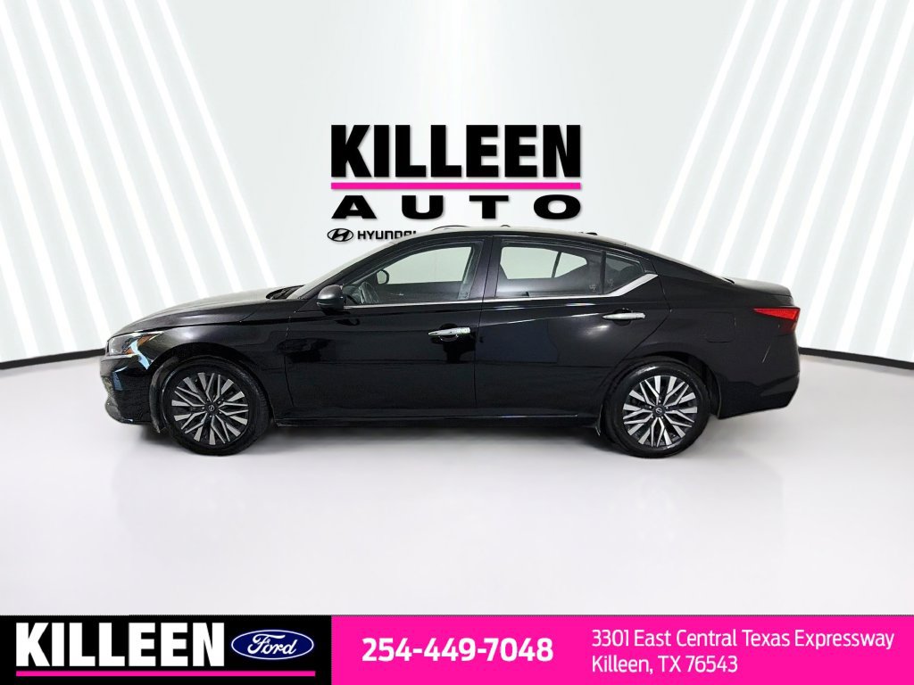 Used 2025 Nissan Altima 2.5 SV FWD image 4