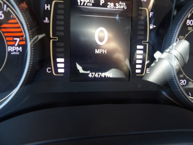 Used 2021 Jeep Cherokee Latitude Plus AWD/4WD image 16