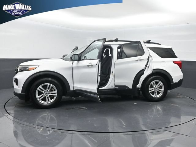 Certified 2020 Ford Explorer XLT RWD image 28