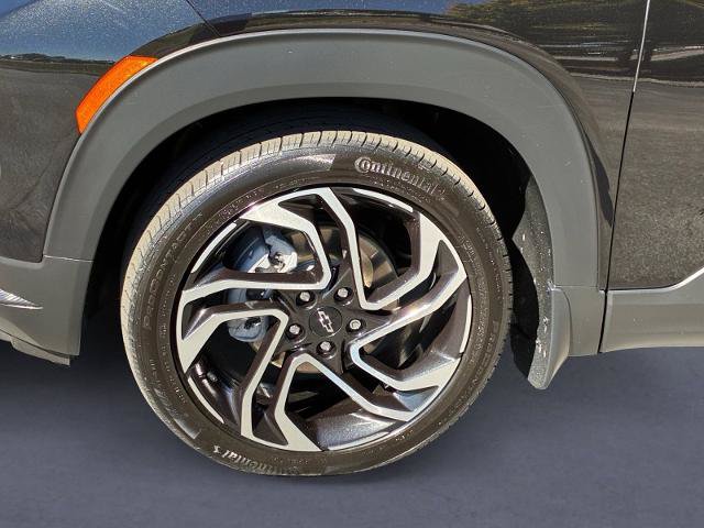 Used 2025 Chevrolet TrailBlazer RS w/ Driver Confidence Package FWD image 9