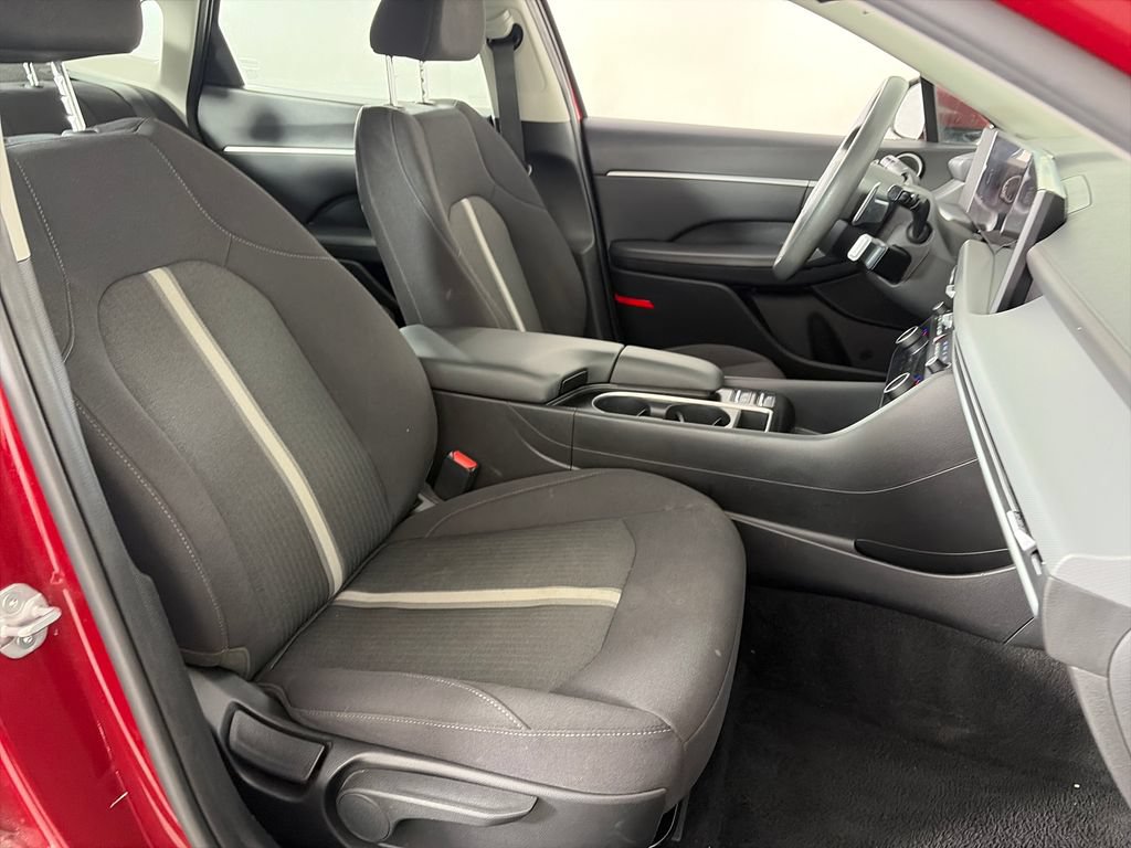 Used 2024 Hyundai Sonata SEL FWD image 30