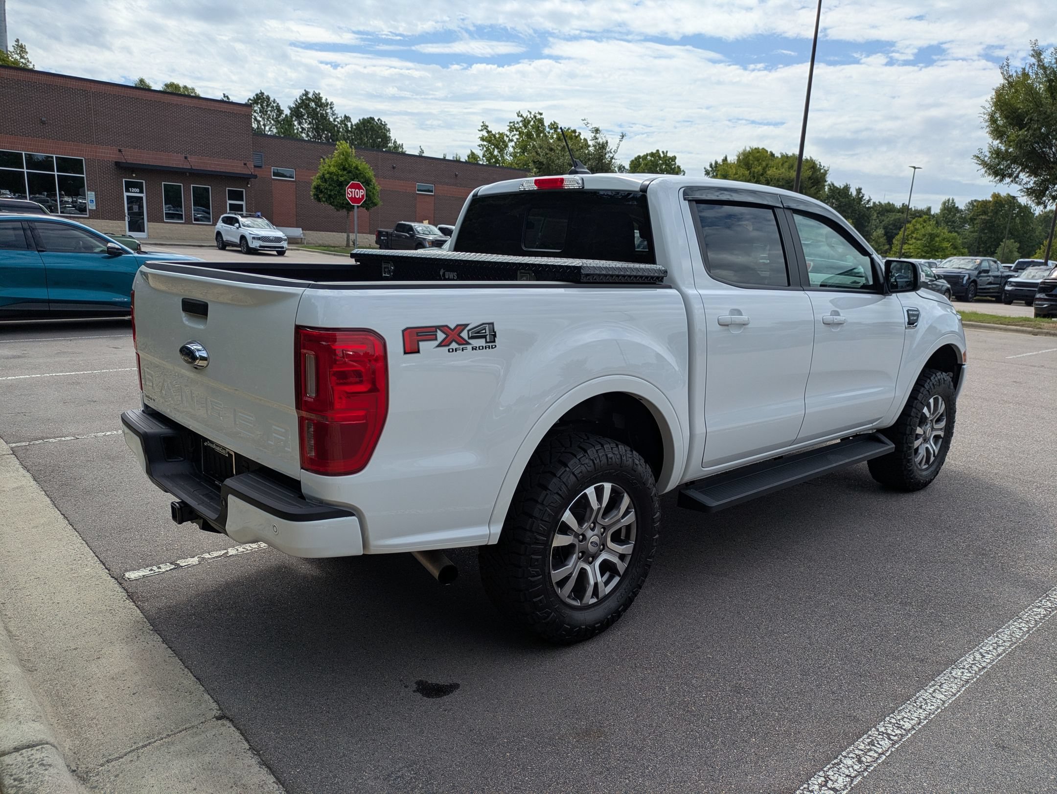 Certified 2023 Ford Ranger Lariat w/ FX4 Off-Road Package AWD/4WD image 4