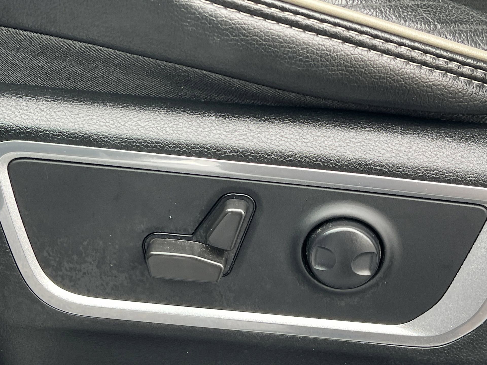 Used 2022 RAM 1500 Laramie image 26