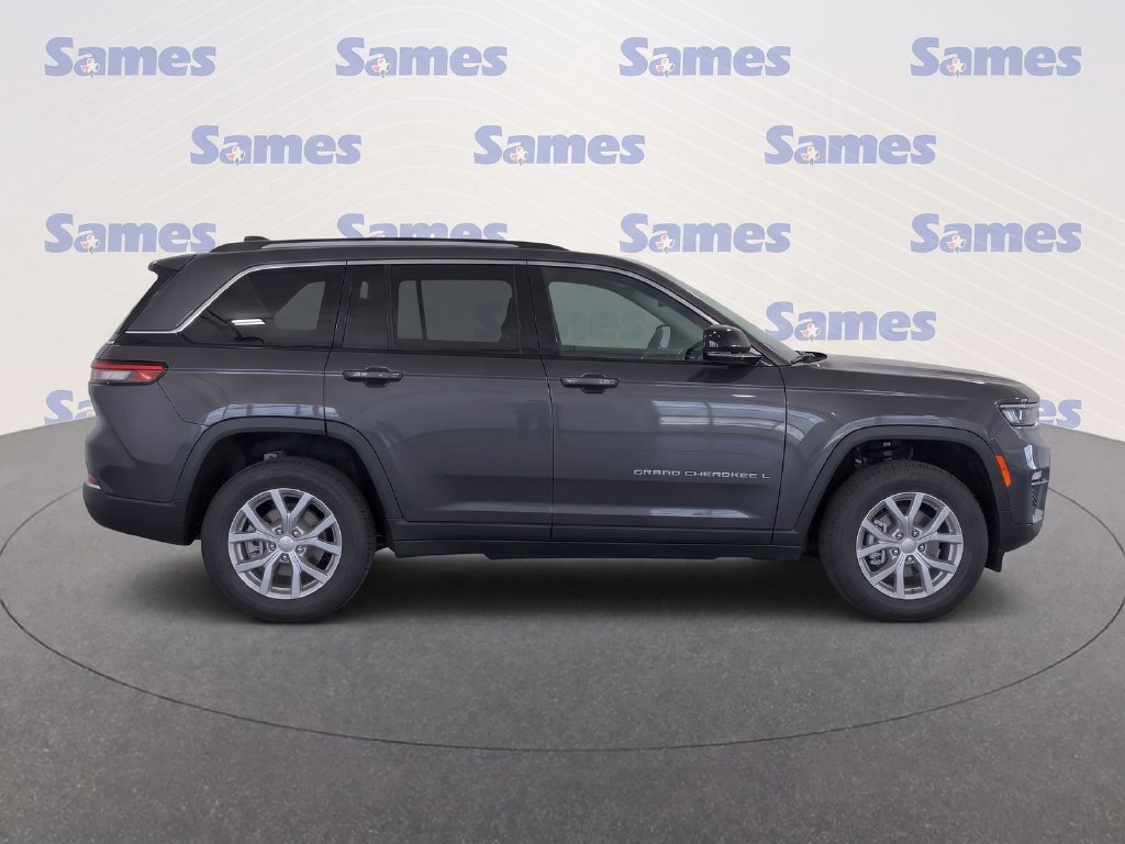 Used 2023 Jeep Grand Cherokee Limited RWD image 8