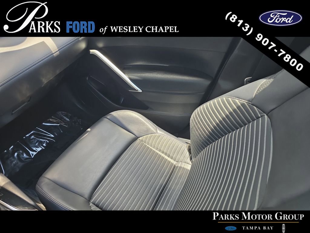 Used 2023 Toyota Corolla Cross AWD Hybrid w/ Convenience Package image 14