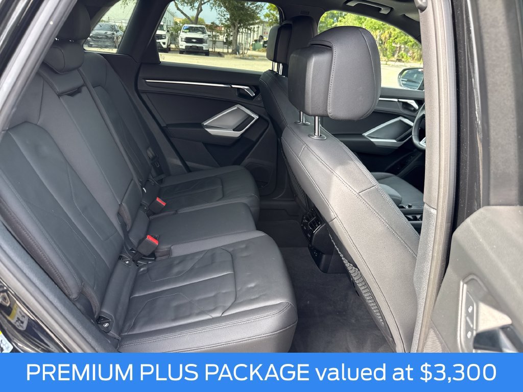 Used 2022 Audi Q3 2.0T Premium Plus w/ Premium Plus Package AWD/4WD image 26