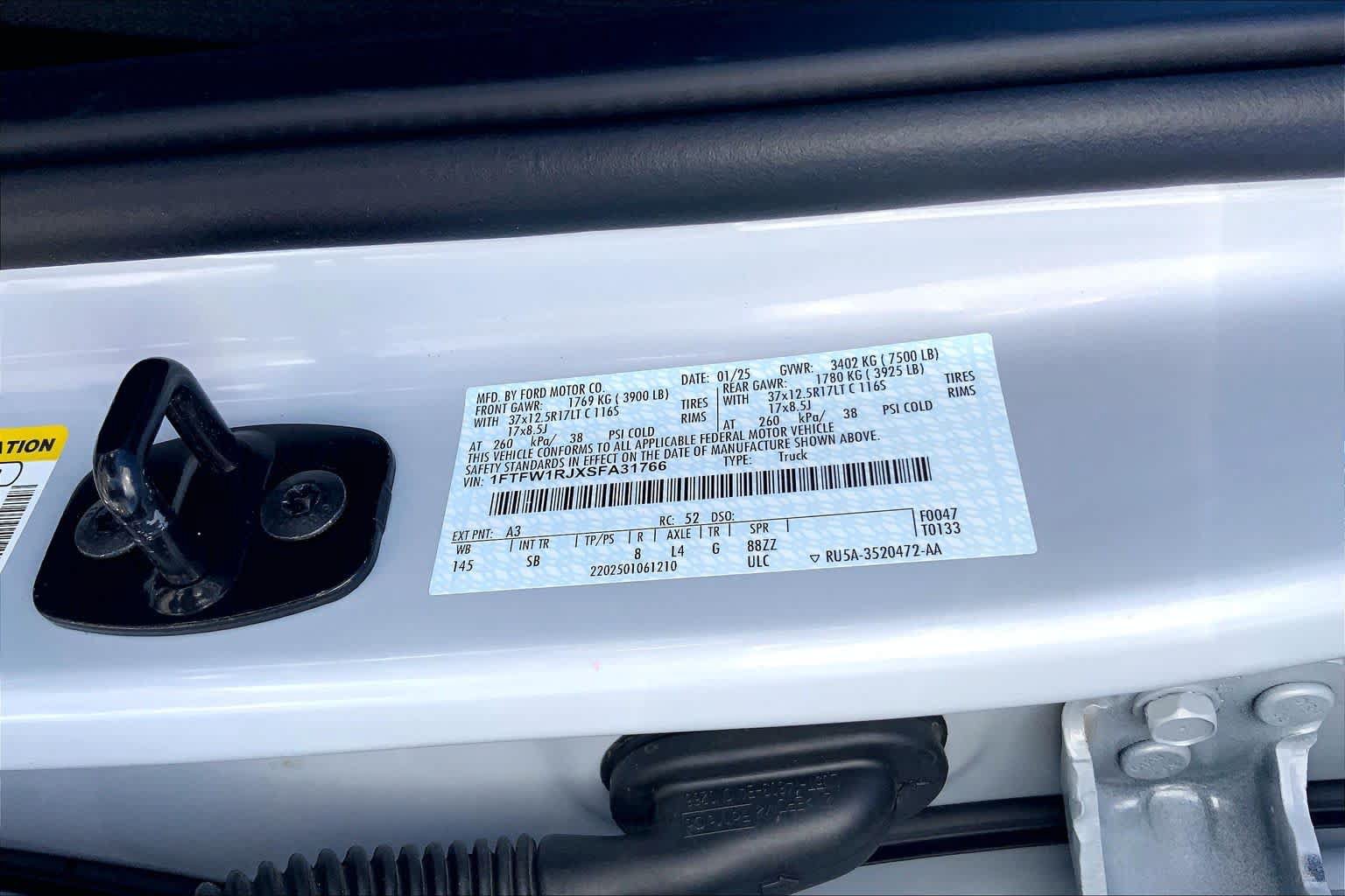 Certified 2025 Ford F150 Raptor w/ Equipment Group 803A Raptor R AWD/4WD image 34