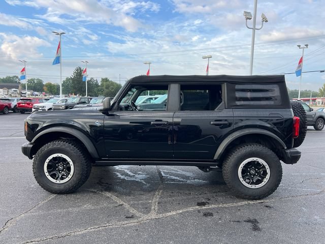 Certified 2022 Ford Bronco Black Diamond w/ Sasquatch Package AWD/4WD image 4