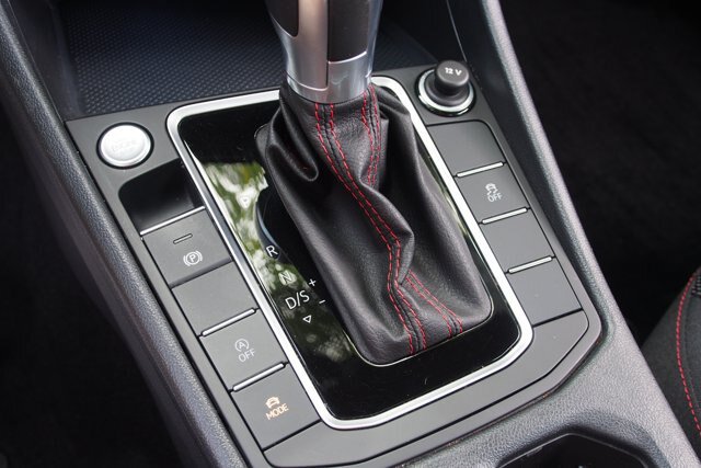 Used 2019 Volkswagen Jetta GLI FWD image 25
