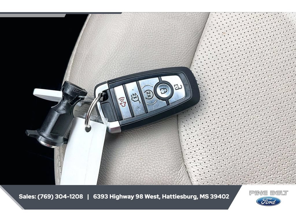 Certified 2019 Ford Explorer Limited FWD image 9