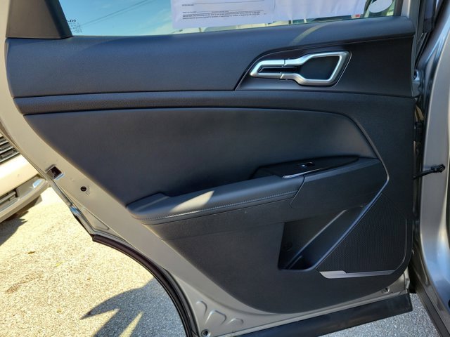 Used 2024 Kia Sportage EX image 15