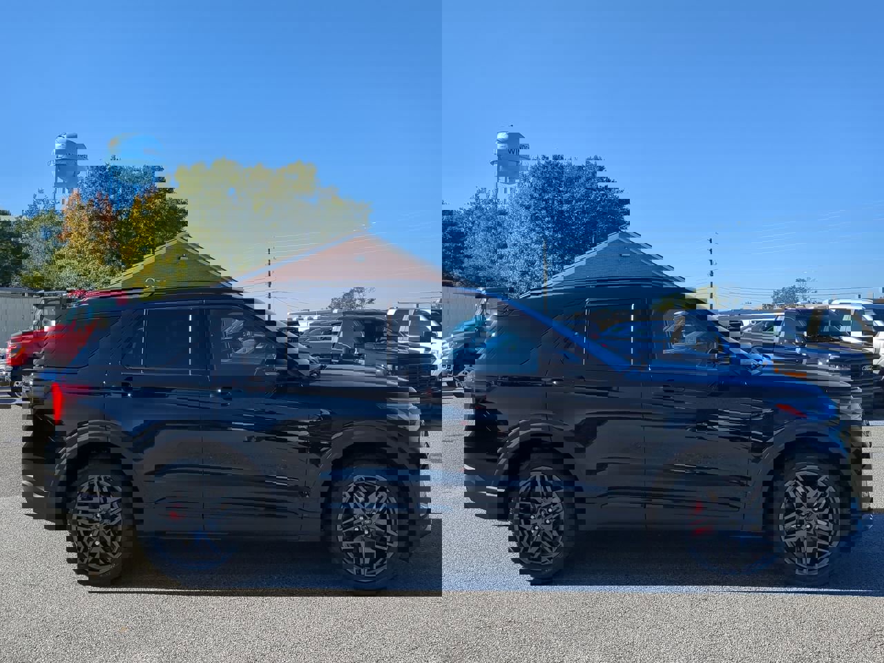 Certified 2025 Ford Explorer ST image 6