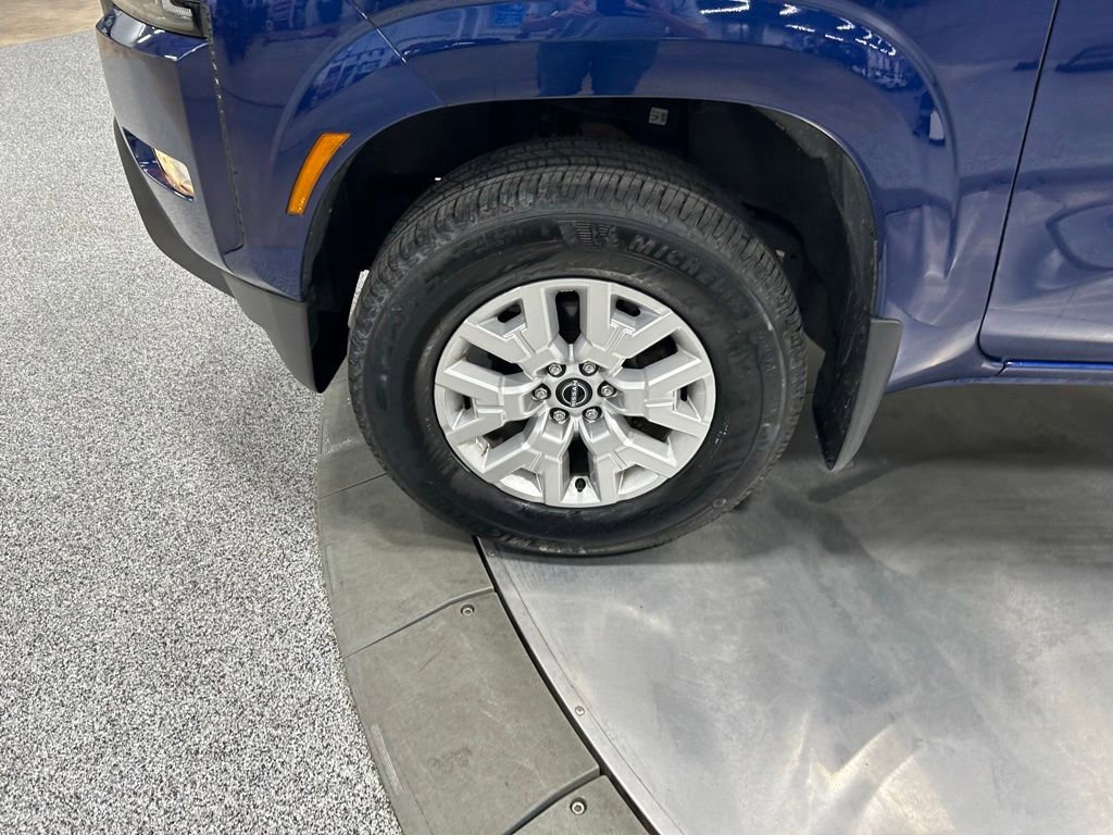Used 2022 Nissan Frontier SV AWD/4WD image 29
