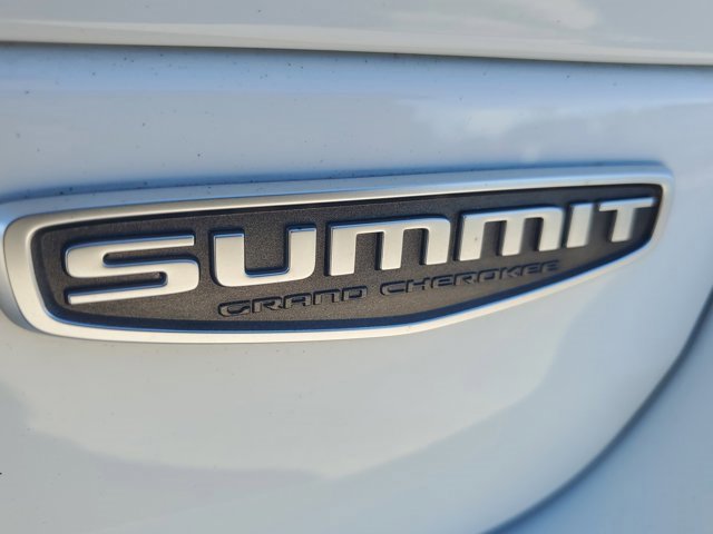 Used 2022 Jeep Grand Cherokee Summit w/ Adv Protech Group IV image 13