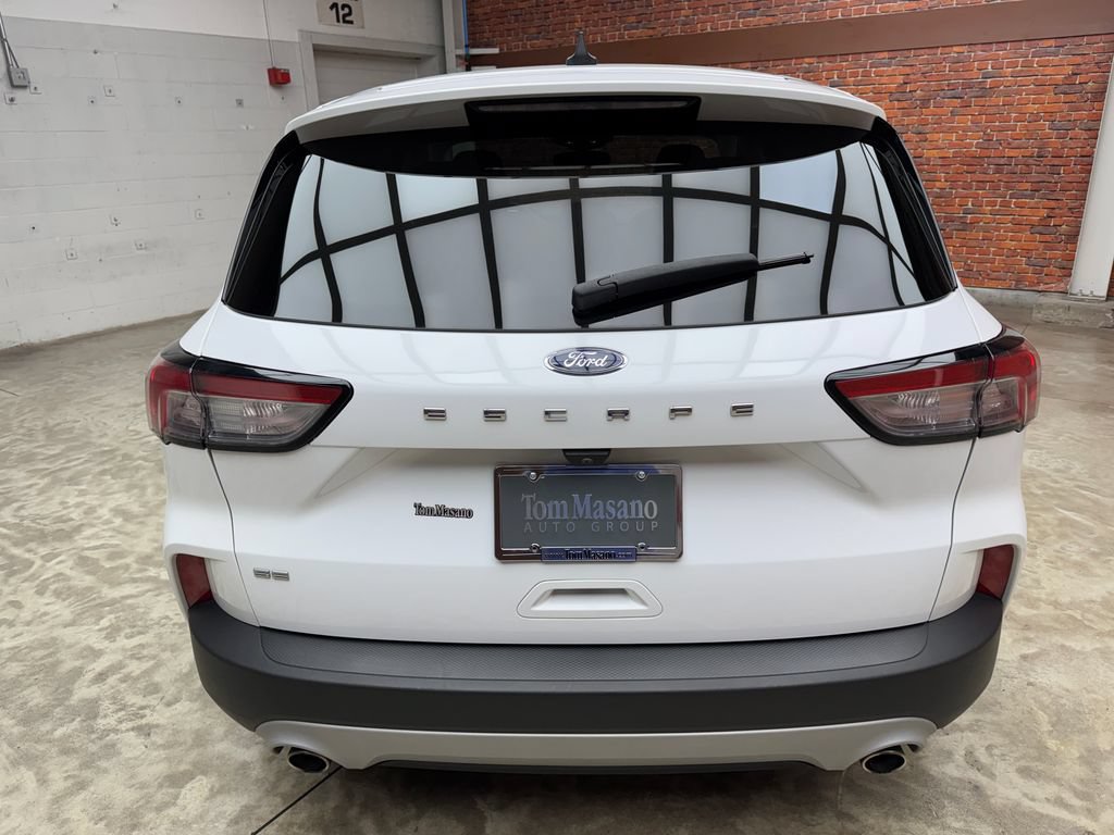 Certified 2022 Ford Escape SE w/ Convenience Package FWD image 4