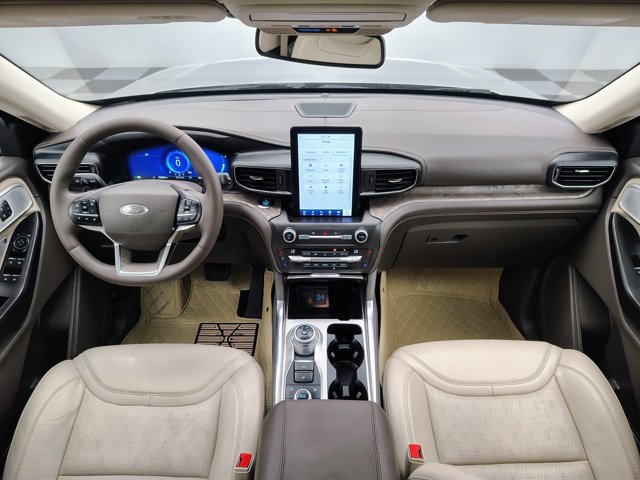 Certified 2020 Ford Explorer Platinum w/ Premium Technology Package AWD/4WD image 36