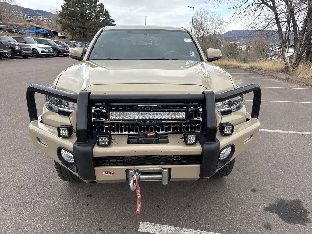 Used 2017 Toyota Tacoma TRD Off-Road image 9